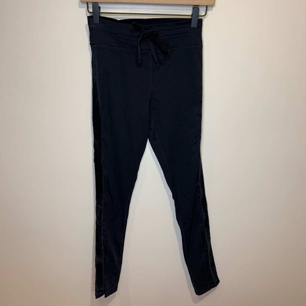 NEW! The Upside Velvet Stripe Yoga Leggings - Picture 3 of 9